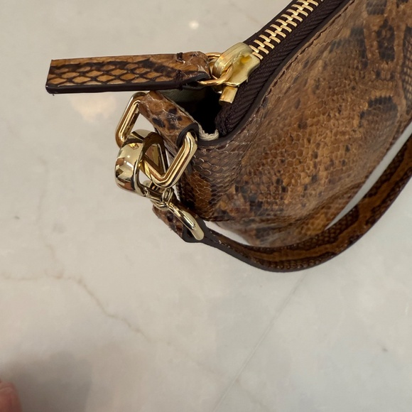 Rejina Pyo Alma Bag, Brown snake-embossed leather - Picture 7 of 10